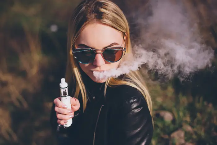 Inhale Freedom: Zero Nicotine Disposable Vape Liberation